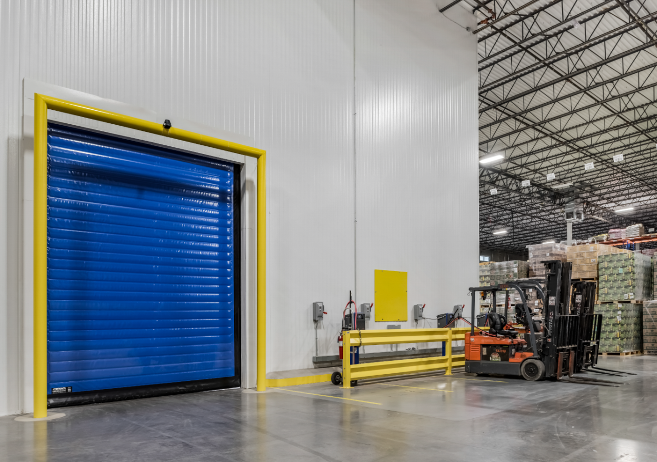 Dock Door and Pallet Jack at Glazer's Beer & Beverage Distribution Facility Built by ARCO Construction