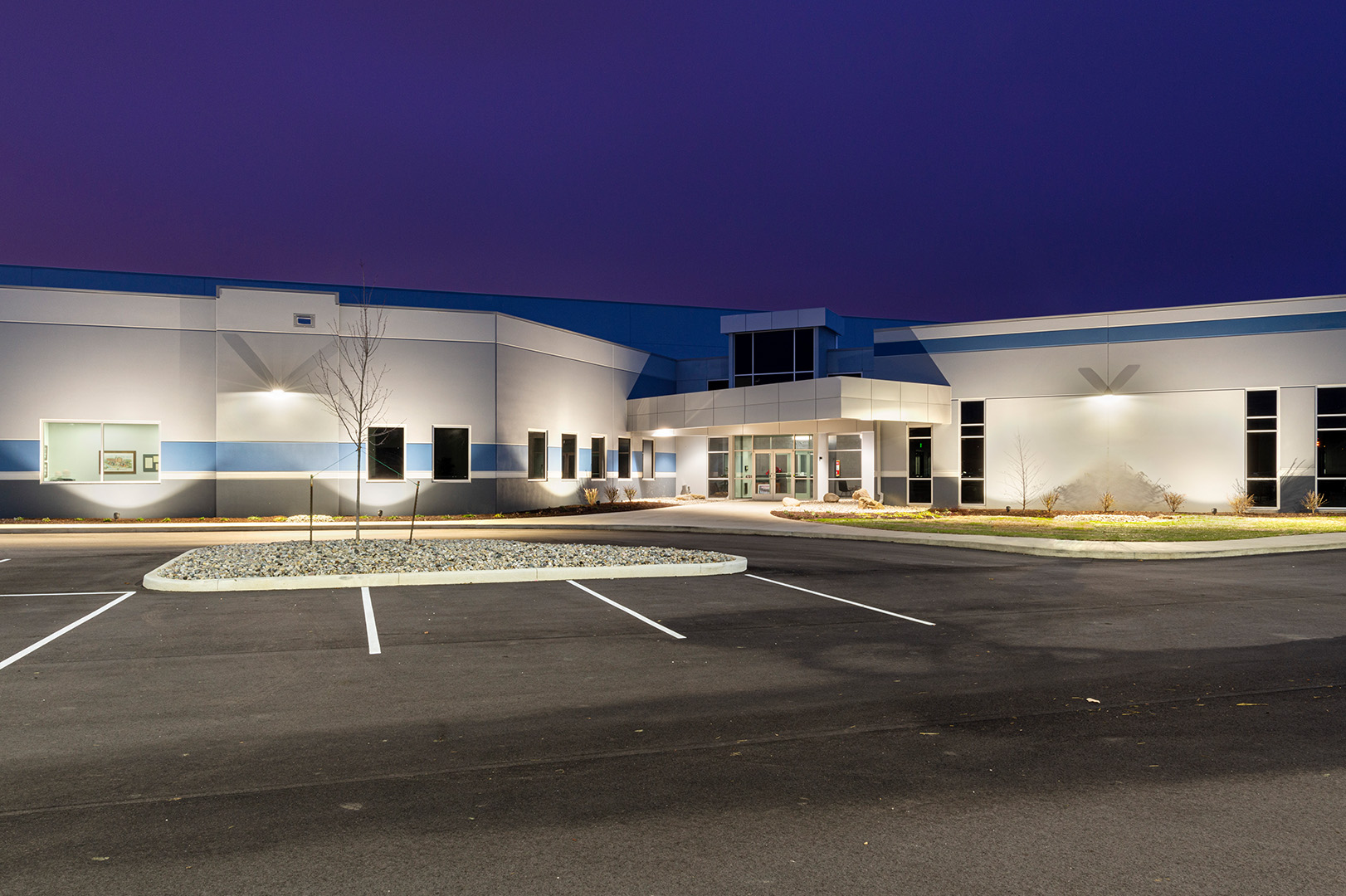 ARCO Completes Facility for Aalco Distributing