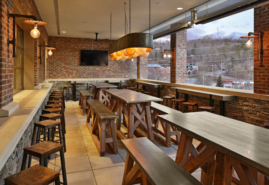 ARCO-Beverage-Green-Man-Brewery-Patio-Seating
