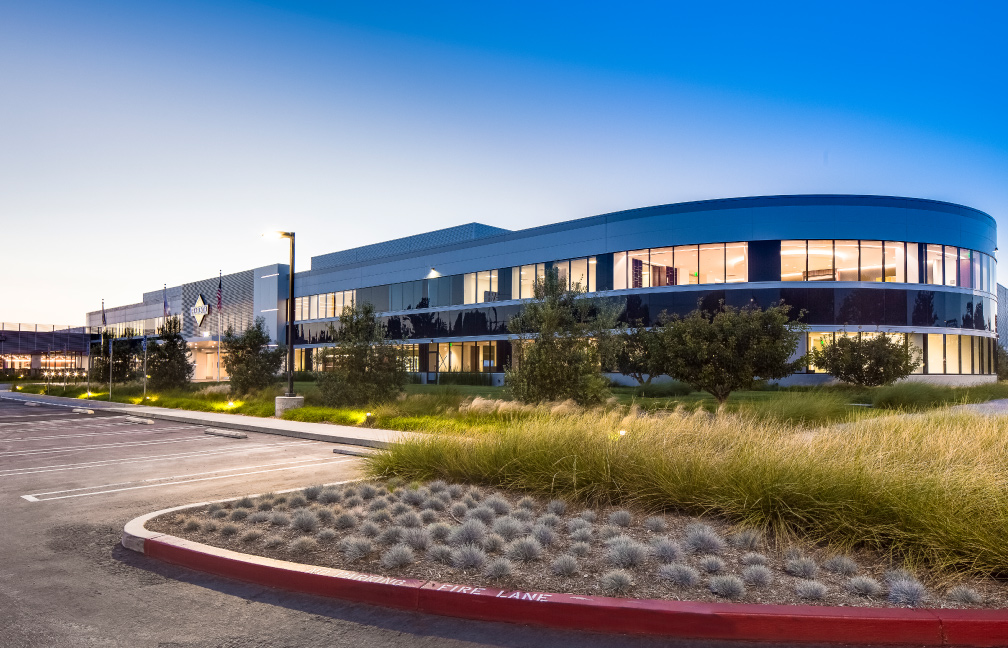 arco-national-construction-design-build-general-contractor-beverage-distribution-project-harbor-distributing-california-1