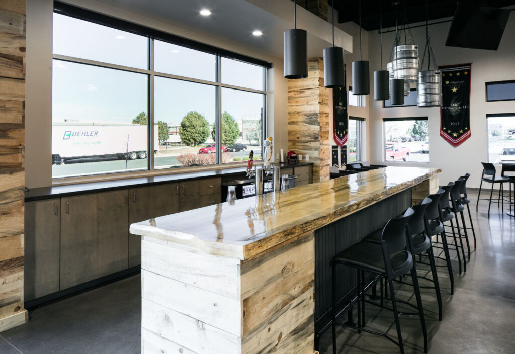 ARCO-Beverage-RMC-Distributing-Bar RMC Distributing bar