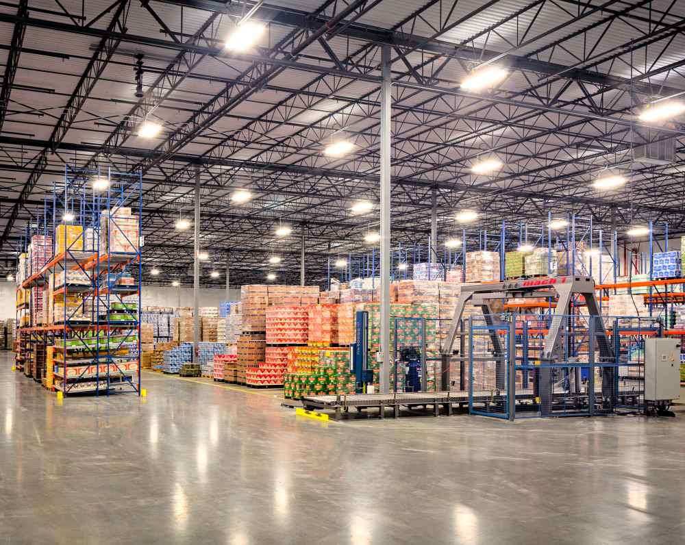 warehouse space within the horizon beverage distribution facility in oakland california