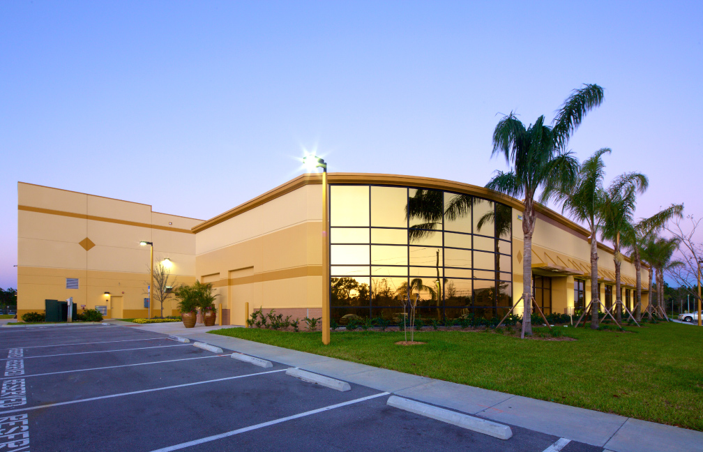 exterior of the s.r. perrott ormond florida distribution facility and office