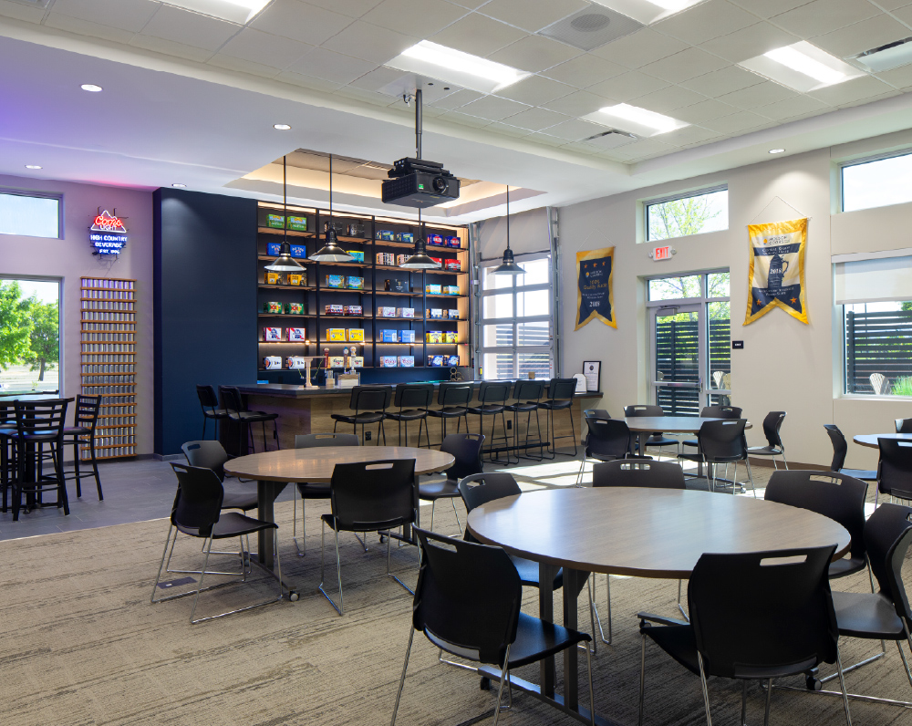 arco-beverage-group-high-country-beverage-grand-junction-colorado-gallery-12 bar and common area of the high country beverage distribution facility in grand junction colorado